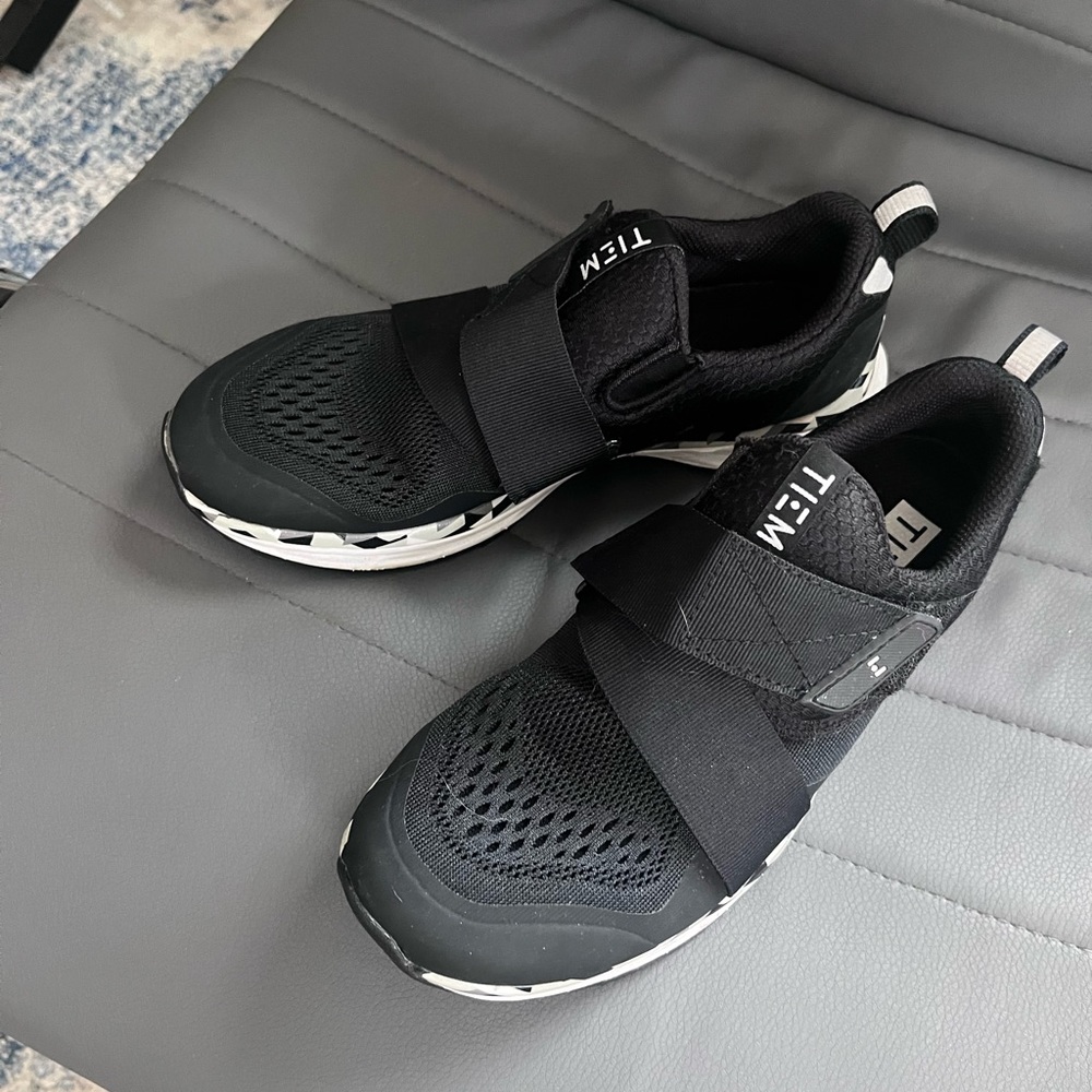 TIEM shoes